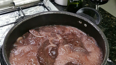 Filé mignon ao vinho