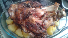 Pernil de porco assado