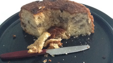 Bolo de banana fácil e sem leite