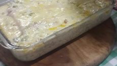 Lasanha de brócolis com molho branco