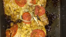 Sobrecoxa de frango assada c/ batata