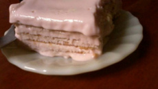 Pavê de mousse de morango simples