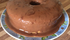 Bolo de Cenoura com Ganash