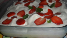 Pavê de morango da Lene