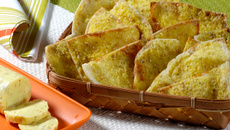 Torradinhas temperadas