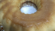 Pudim de pão com queijo