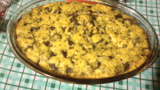 Torta de frango com carne e queijo