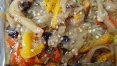 Berinjela em conserva para petisco