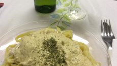 Paillard com fettuccine
