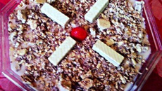 Sensacional pavê de morango e bis