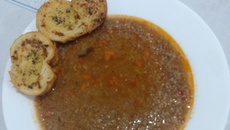 Sopa de trigo de quibe