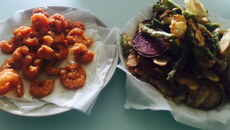 Tempurá de legumes e camarão