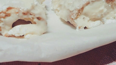 Rocambole com recheio de limão