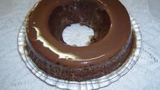 Bolo de chocolate de microondas