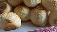 Pão de queijo 3 ingredientes