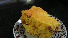 Bolo de milho verde salgado e recheado