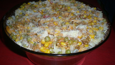 Macarronada com frango desfiado