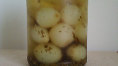 Cebolinhas em conserva