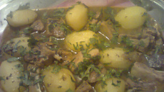 Costelinha de porco com batata