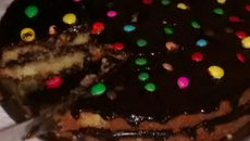 Bolo com pudim de caixinha