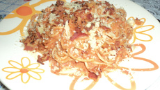 Espaguete ao molho de quitute