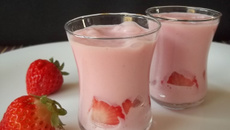 Mousse de morango e coco