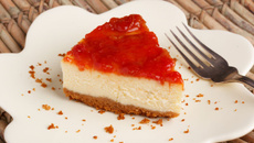 Cheesecake de goiabada com ricota e leite condensado com sabor mais delicado e doce na medida certa