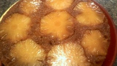 Bolo delícia de abacaxi