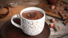 Chocolate quente ultracremoso com 3 ingredientes