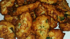 Bolinho de batata com atum