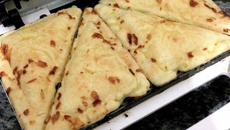 Pão de queijo de sanduicheira