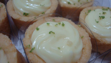 Mini torta de limão da Lú