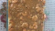 Macarrão com atum e camarão