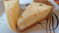 Torta de mousse de maracujá fácil