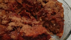 Bolo de banana caramelizada sensacional