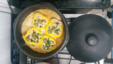 Pimentão recheado de carne moída na panela de pressão