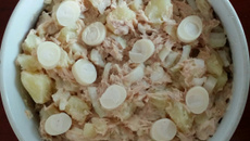 Salada de batata com atum