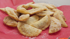 Pastelzinho de brigadeiro Áurea Festas