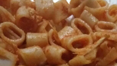 Macarrão ao molho simples