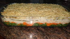 Salada fácil em camadas