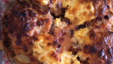 Filé de frango com creme de cebola