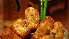 Rolhas de Ricota com Espinafre