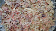 Salada cremosa de repolho