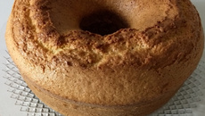 Bolo de leite de coco de liquidificador