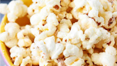Pipoca doce de leite em pó