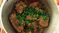 Língua de boi ao molho