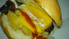 Sanduíche de churrasco