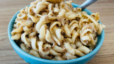 Macarrão com atum fácil e muito rápido