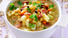 Sopa de legumes cremosa
