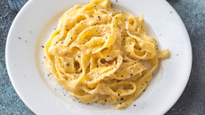 Fettuccine com molho trufado